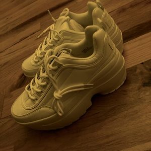 Super cute platform white sneakers